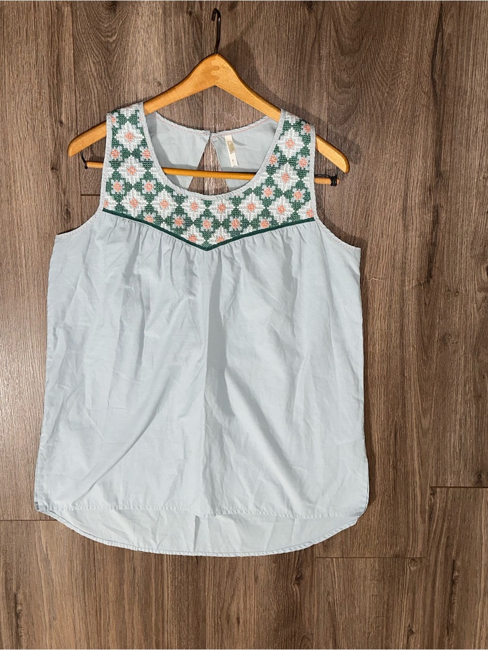Mountain Khakis Cotton Yoke Top Embroidered Sleeveless